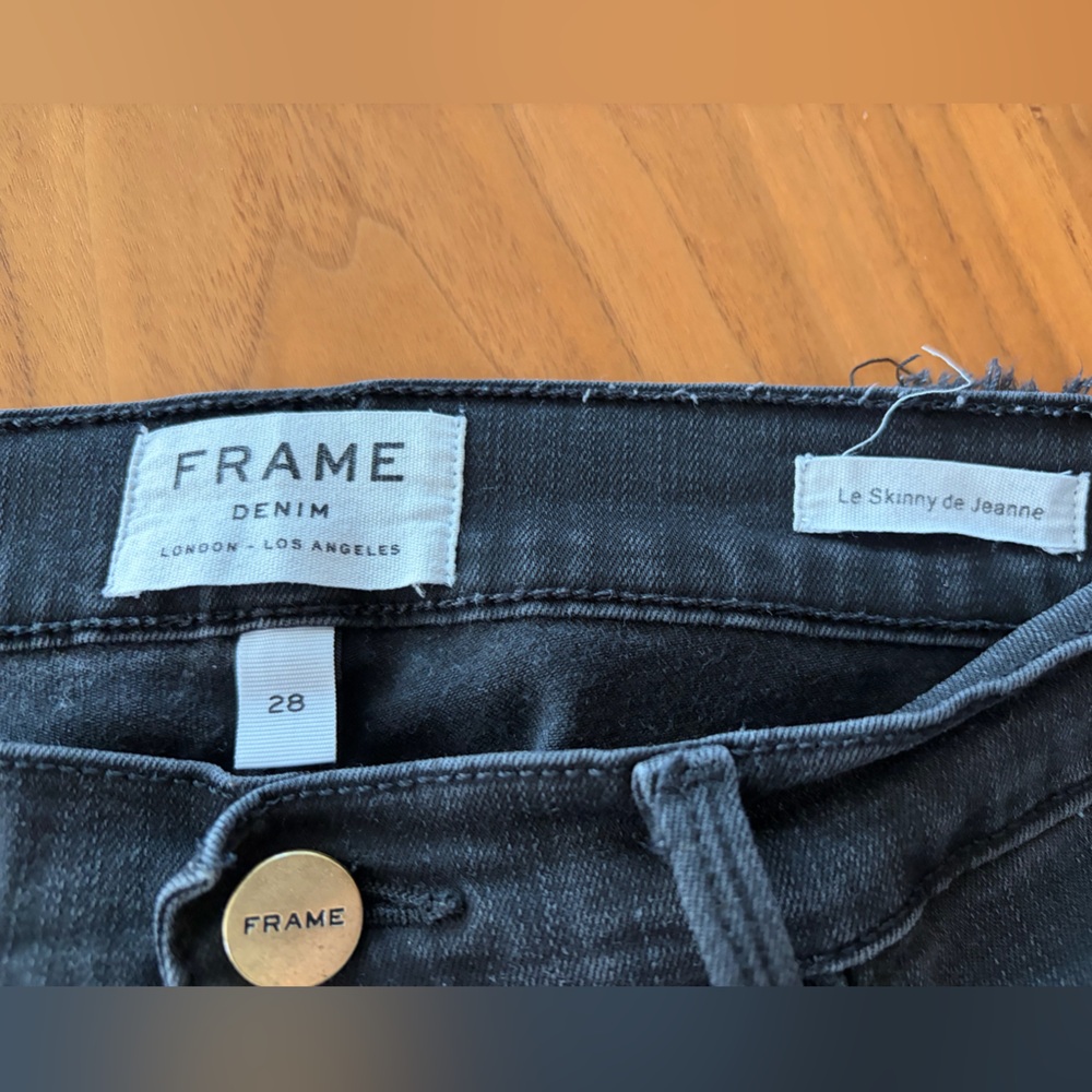 Frame Denim Women's Dark and Medium Blue Skinny Jeans Bundle - Picture 8 of 8